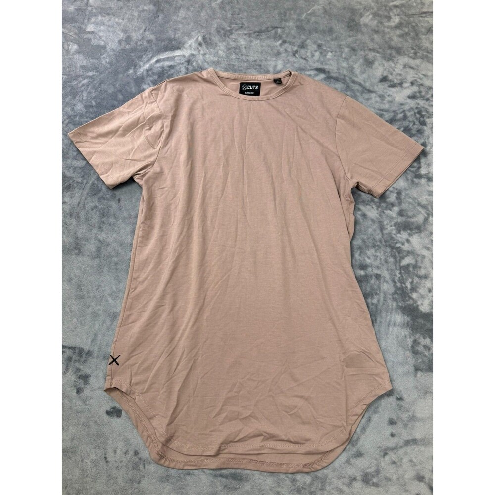Cuts Clothing Short Sleeve Elongated Fit T-Shirt Crew Neck Men's Small